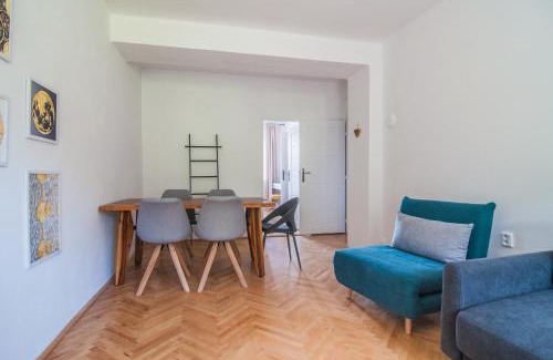 Teplice nad Metuji Apartment | Apartmán na Kamenci