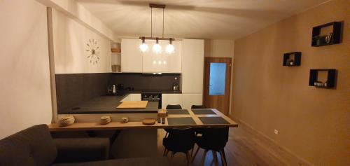 Loucna Pod Klinovcem Apartment | Apartmán Nerudovka D 104, Finská sauna, garážové stání