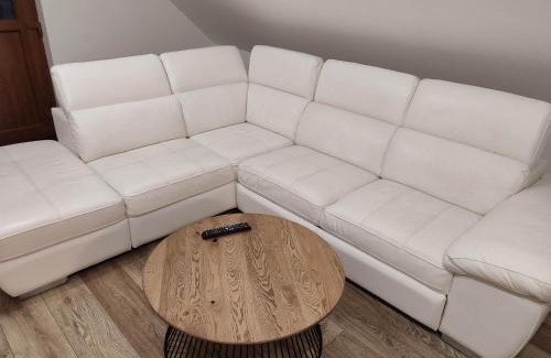 Hnusta Apartment | Apartmán Tulipán