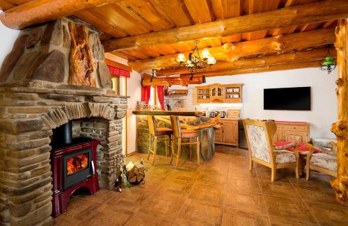 Dolny Kubin Apartment | Apartmány Kubínska hoľa - ZRUB