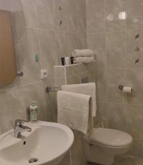 Ceske Budejovice Apartment | apartmány Marco Shipping