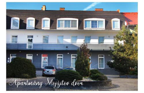 Lucenec Apartment | Apartmány Mojžitov dvor