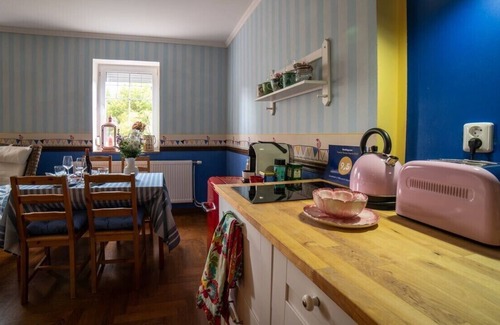 Stare Krecany Apartment | Apartmány U Mluvících kamenů 3 ,salty pool, in National park