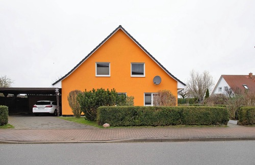 Admannshagen-Bargeshagen Apartment | Apartment 'Amber' with Balcony and Wi-Fi