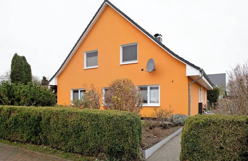 Admannshagen-Bargeshagen Apartment | Apartment 'Amber' with Balcony and Wi-Fi
