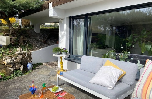 Hohentengen am Hochrhein Apartment | Apartment 'Sunshine River Flat' with Mountain View, Private Terrace and Wi-Fi