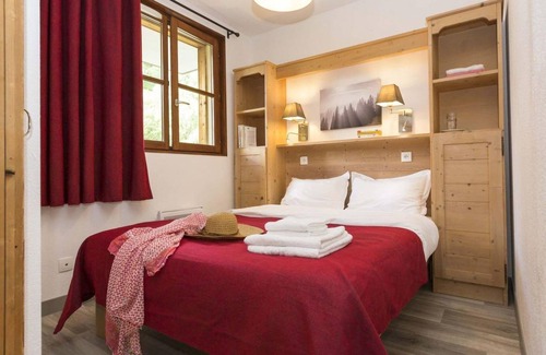Saint-Sorlin-d'Arves Apartment | Apartment ∙ 6 guests