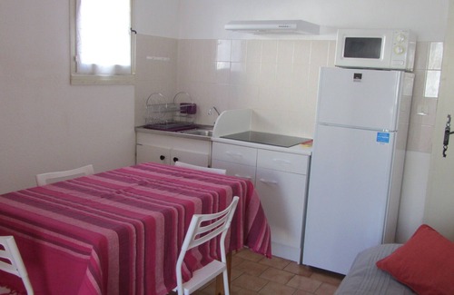 Saintes-Maries-de-la-Mer Apartment | Apartment Relaxation/Leisure Budget