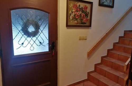 Jesenice Apartment | Apartma ČVRSTA TROJKA