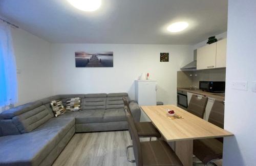 Zaga Apartment | APARTMA DŽANA