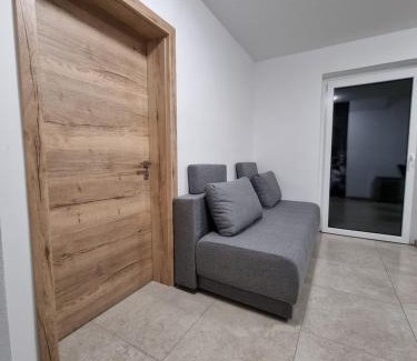 Terme Catez Apartment | Apartma Termal Čatež - nastanitev z vključenimi 6-imi kopalnimi kartami - 6 tickets included