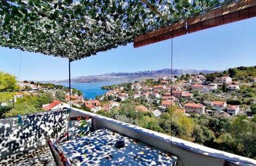 Splitska Apartment | Apartman Čanaki Splitska