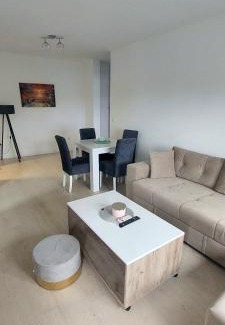 Gradiska Apartment | Apartman Aura