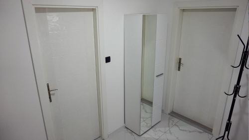 Vojvodina Apartment | Apartman Crvenka bazen