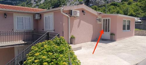 Skaljari Apartment | Apartman Luka