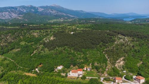Hrvace Apartment | Apartman Noa