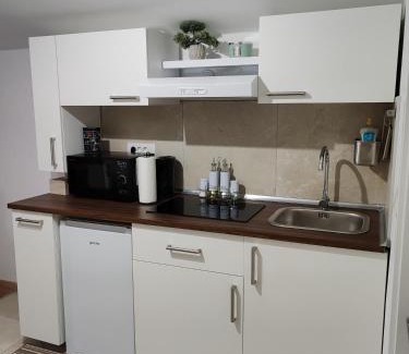 Mukinje Apartment | Apartman Orchid