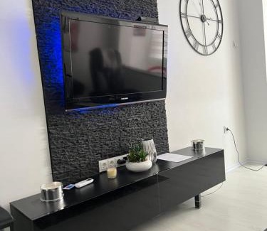 Zupanja Apartment | Apartman Paola - massage chair- 0-24 self check IN OUT- Županja