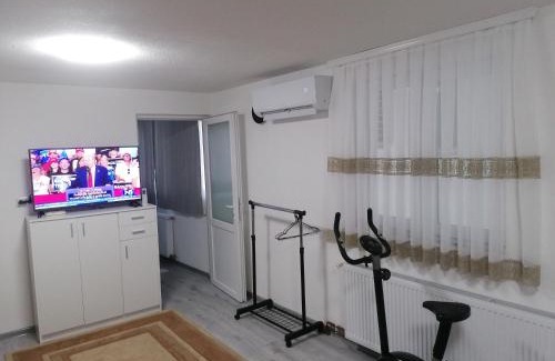 Visoko Apartment | Apartman Royal sa GARAŽOM i KLIMOM