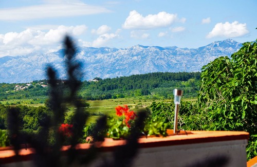 Razanac Apartment | Apartman Rustic Mariva