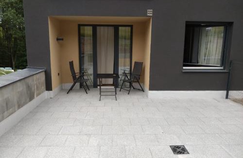 Cerny Dul Apartment | Apartman terasa v Dole