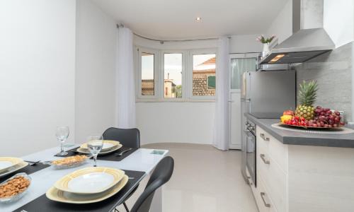 Seget Vranjica Apartment | Apartmani Dalmacija