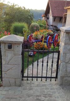 Mladenovac House | Apartmani Mali Raj Rudnik