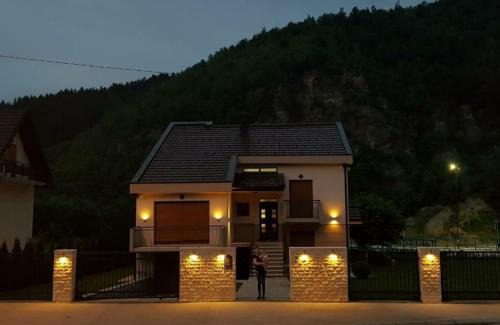 Bijelo Polje House | Apartmani Minjević