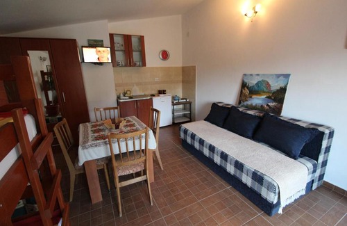 Zgrade Apartment | Apartmani Pod lozom Sutomore