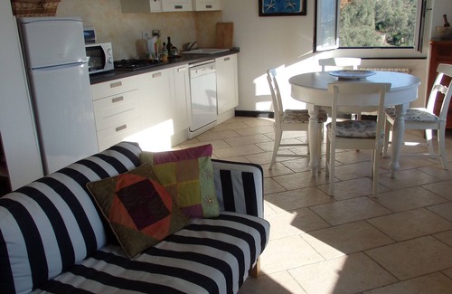 San Lorenzo della Costa Apartment | Apartment in the countryside closed to the sea
