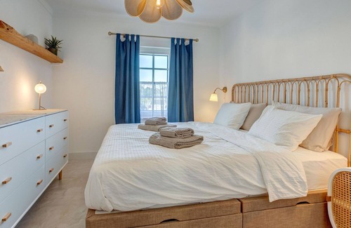 Vila Nova de Milfontes Apartment | Apartment + private patio 100 meter from the river