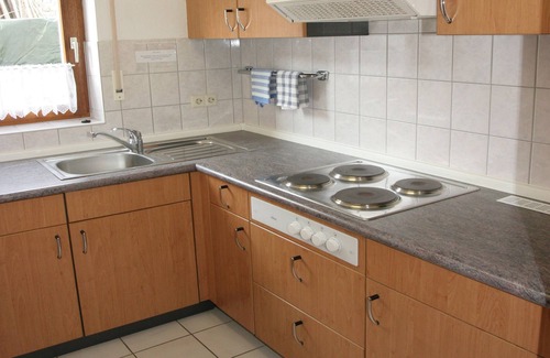 Immenstaad am Bodensee Apartment | Apartment 'Typ B 08' with Lake View, Shared Garden and Wi-Fi
