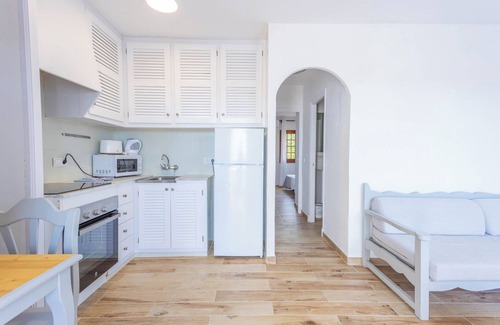Sant Jaume Mediterrani Apartment | Apartment 'Son Bou Gardens Deluxe 2' with Shared Pool, Wi-Fi and Air Conditioning