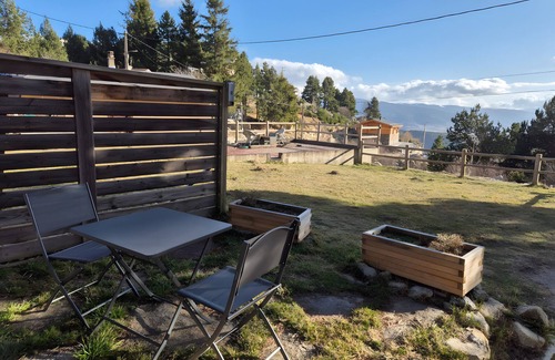Font-Romeu-Odeillo-Via Apartment | Apartment 'Cosy 1 Bedroom in Font' with Mountain View, Shared Garden and Balcony