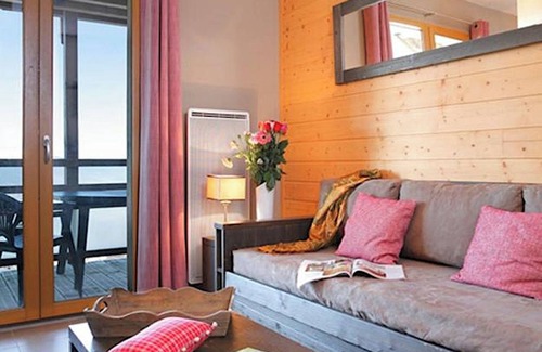 Font-Romeu-Odeillo-Via Apartment | Apartment in the heart of the Font-Romeu resort with Swimming pool/Sauna/Hammam