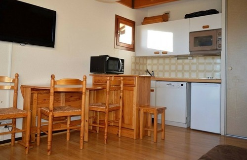 Font-Romeu-Odeillo-Via Apartment | Apartment Font-Romeu-Odeillo-Via, 2 bedrooms, 6 persons
