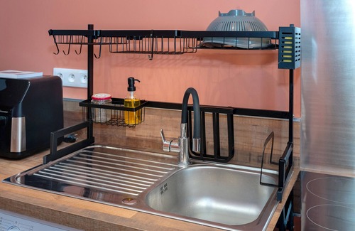 Les Abrets en Dauphine Apartment | Apartment 'La Maison Du Tisserand Pa' with Wi-Fi and Air Conditioning