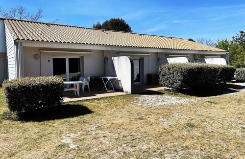 Saint-Georges-d'Oleron House | Apartment on Île d'Oléron near Beach