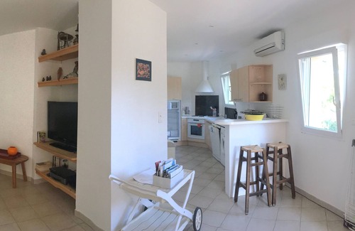 Les Hauts de Villeneuve Apartment | Apartment/flat - Villeneuve les Avignon