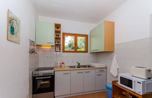 Ivan Dolac Apartment | Apartments Josip (102081-A3) - Ivan Dolac - island Hvar