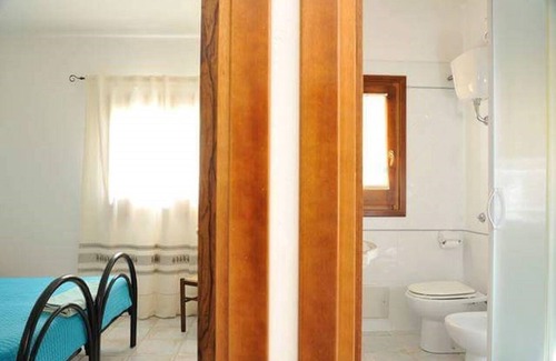 Santa Maria Navarrese Apartment | Apartment with veranda a few meters from the sea