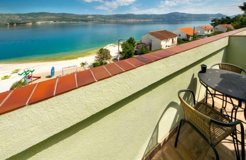 Arbanija Apartment | Apartment Šarić by Interhome