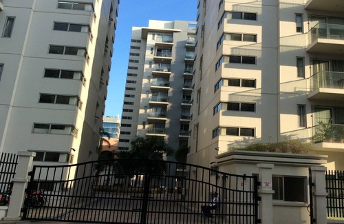Pasay House | Apartment 02 B2 *simplicity is best*