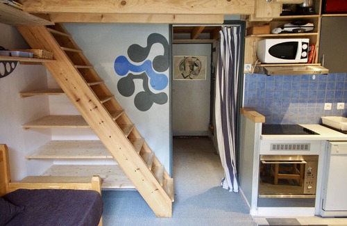 Risoul Apartment | Apartment 06 - Fully equipped - WIFI - 30m² - Ground floor - Foot of ski slopes