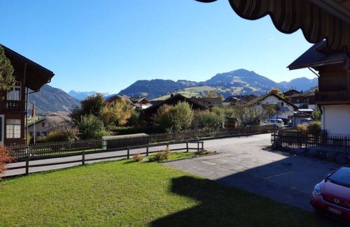 Zweisimmen Apartment | Apartment ∙ 1 bedroom ∙ 2 guests