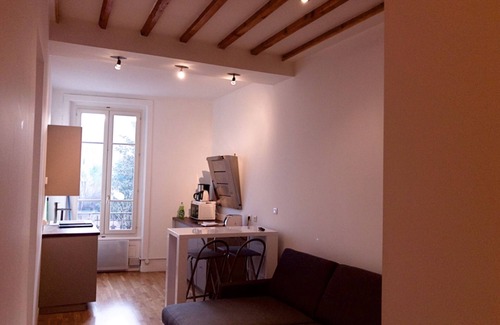 Zola - Pressense Apartment | Apartment-1 bedroom - 6p.- 40M2-wifi-METRO