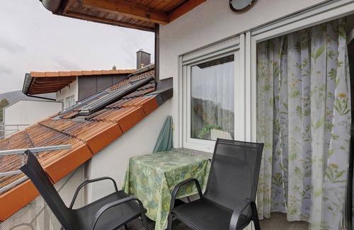 Ludwigshafen Apartment | Apartment '1-Zimmer' with Lake View, Balcony and Wi-Fi