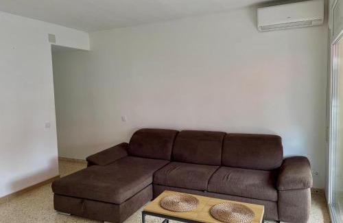 Segur de Calafell Apartment | Apartment 1 min from Beach Segur de Calafell