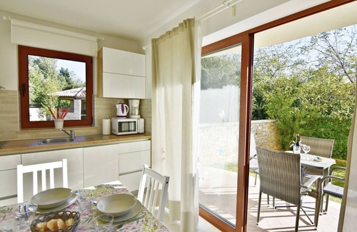 Savudrija Apartment | Apartment 1 new in Savudrija, dishwasher WiFi pool, private parking