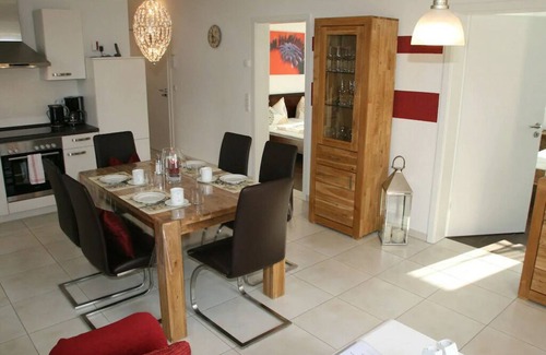 Staaken Apartment | Apartment 1 on the ground floor with small terrace in the apartment building on Sonnenhügel